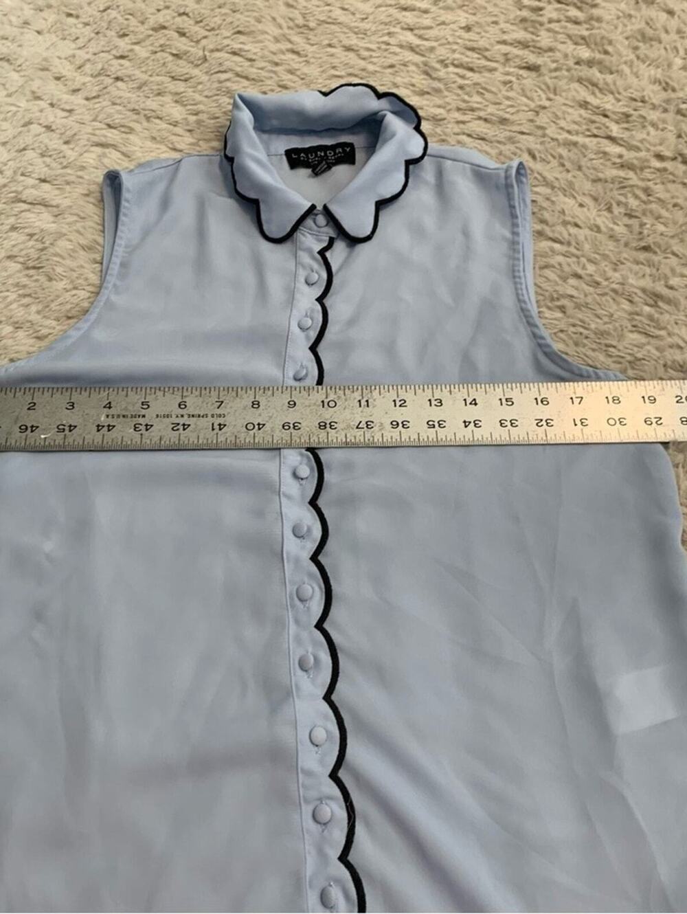 LAUNDRY BY SHELLI SEGAL Sleeveless Scalloped Blouse Women's Medium Blue Top - Picture 7 of 9